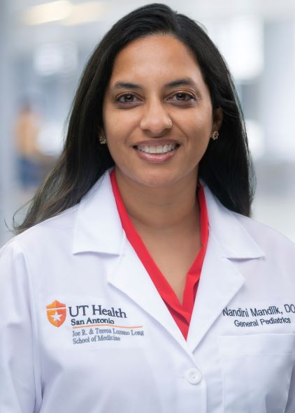 Nandini Mandlik, DO