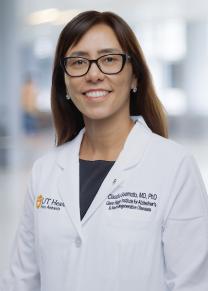 Claudia Suemoto